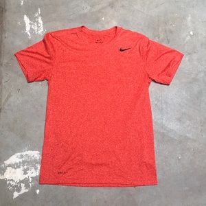 Nike men’s shirt